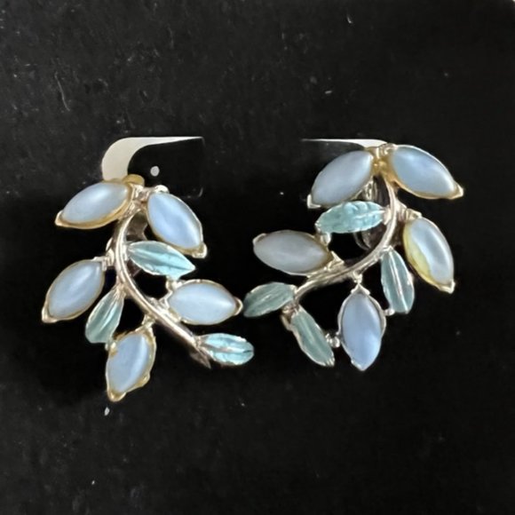 BUNDLE of Clip On Earrings!  10 pair! - Picture 12 of 13